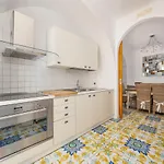 Faraglioni Di *