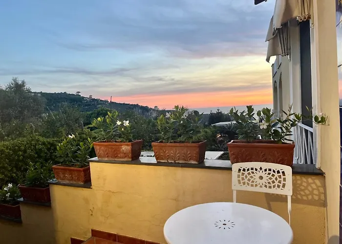 Faraglioni Di * Sorrento